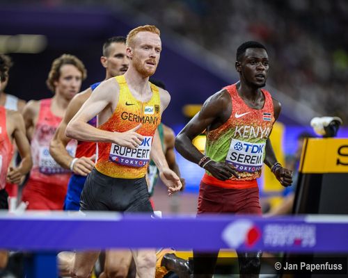 Frederik Ruppert (LAV Stadtwerke Tübingen) im Finale über 3.000 Meter Hindernis 